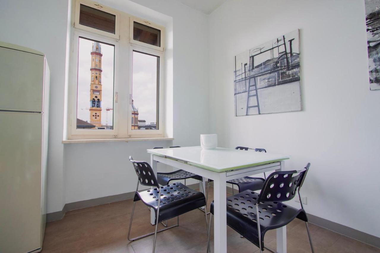 Casa D'Artista - Charming Apartment + Parking Turin Bagian luar foto